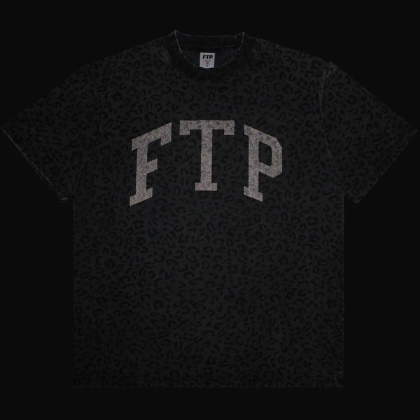 REFLECTIVE ARCH LOGO TEE(LEOPARD)